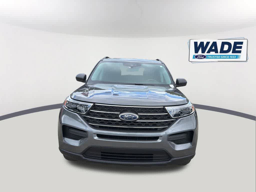 Certified 2024 Ford Explorer XLT AWD/4WD image 2