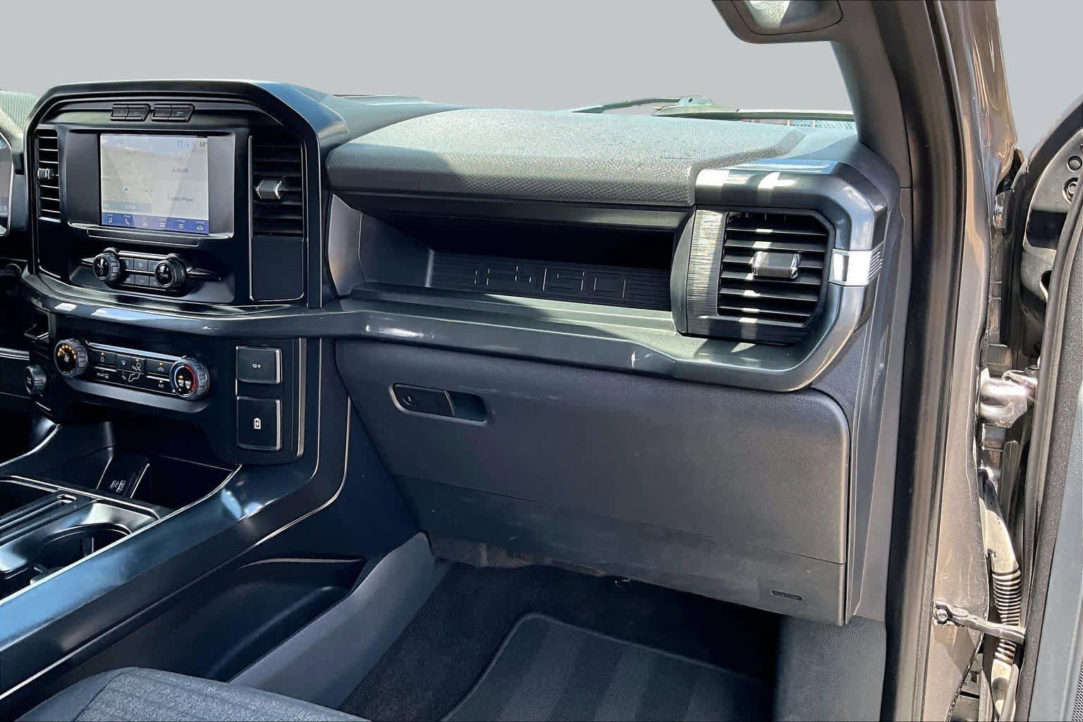 Certified 2022 Ford F150 XL w/ STX Black Appearance Package RWD image 18
