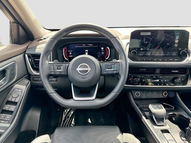 Used 2023 Nissan Rogue Platinum w/ Platinum Premium Package AWD/4WD image 19