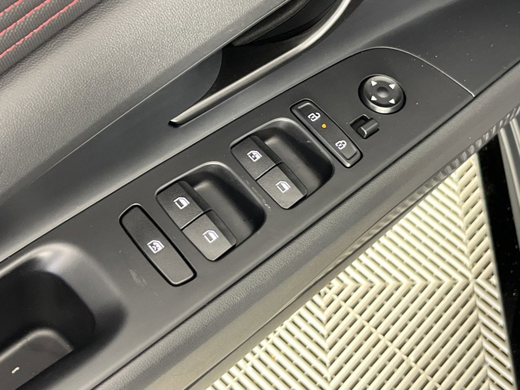 Used 2025 Hyundai Elantra N Line image 26