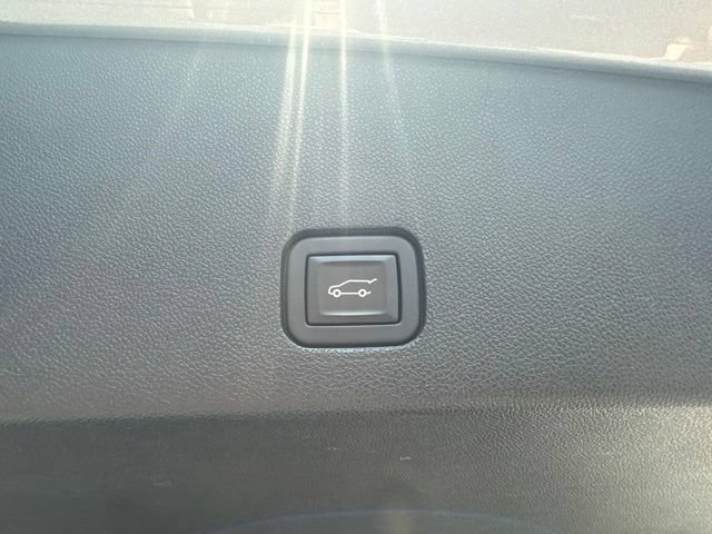 Used 2023 Cadillac XT6 Premium Luxury FWD image 14