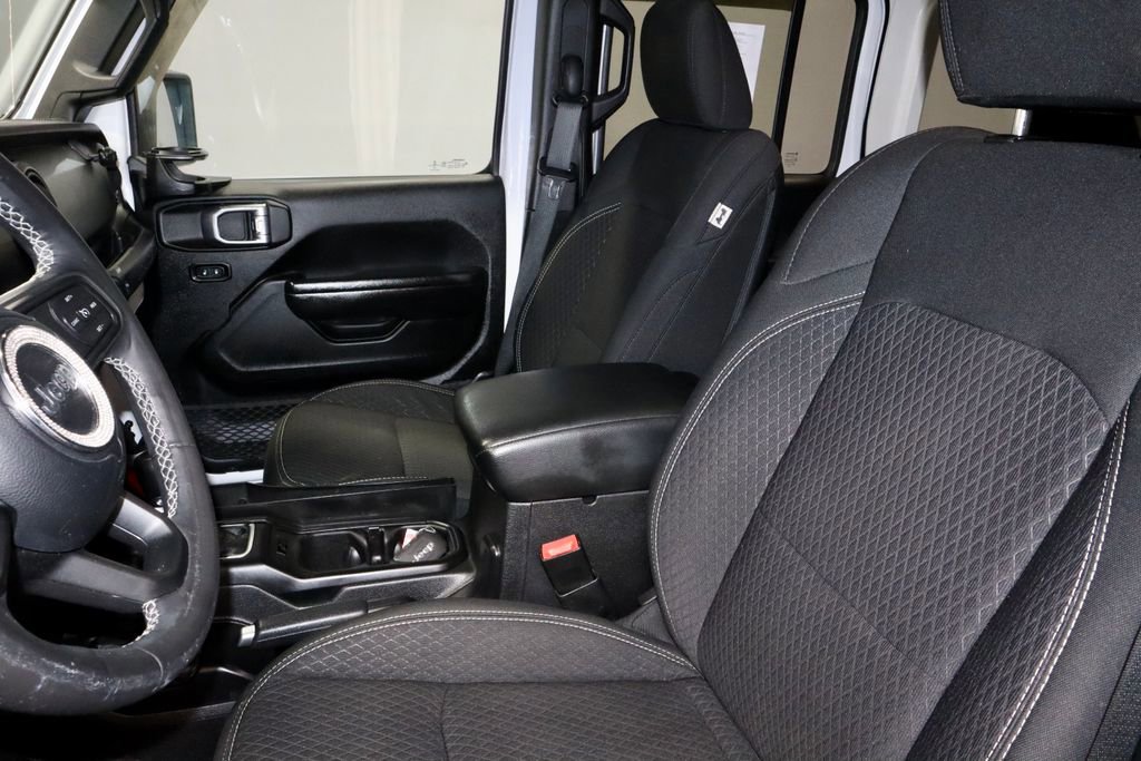 Used 2021 Jeep Wrangler Unlimited Sport AWD/4WD image 25