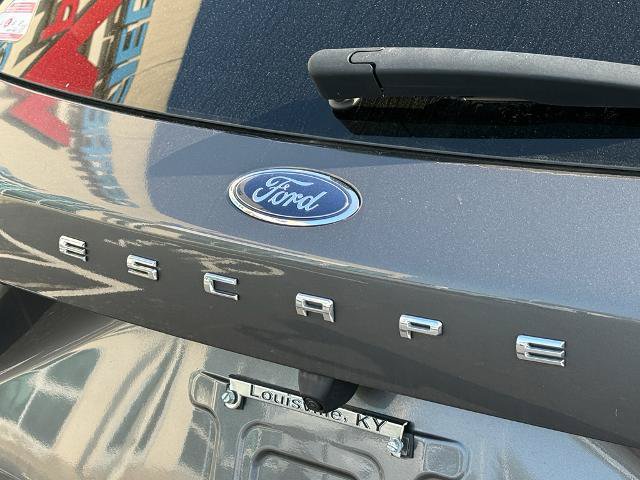 Certified 2023 Ford Escape ST-Line AWD/4WD image 38