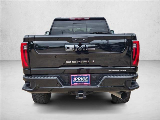 Used 2025 GMC Sierra 2500 Denali Ultimate image 4