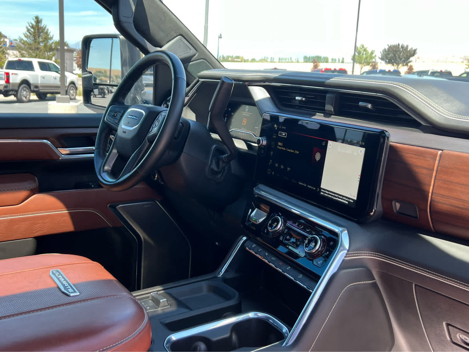 Used 2025 GMC Sierra 3500 Denali Ultimate AWD/4WD image 19