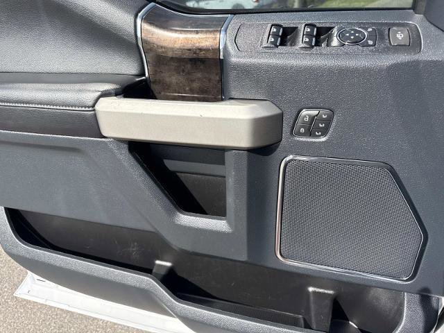 Certified 2022 Ford F250 Lariat w/ Lariat Value Package image 18