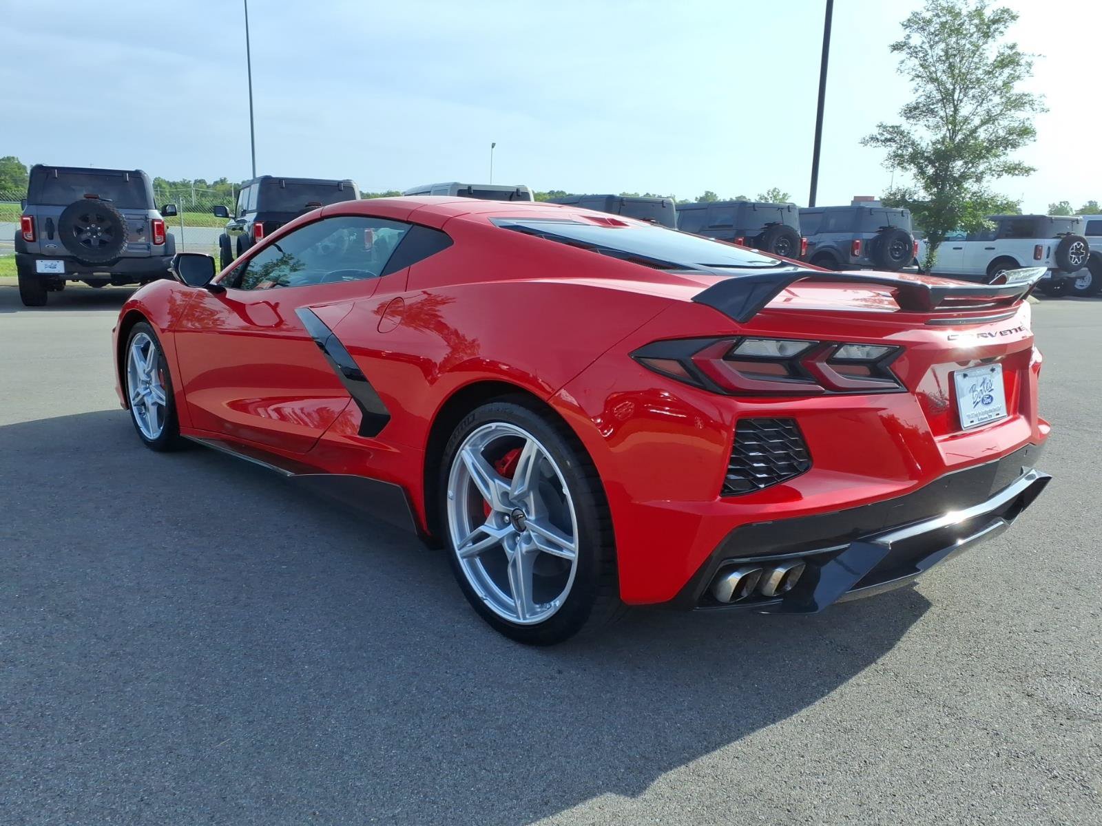 Used 2020 Chevrolet Corvette Stingray Premium Cpe w/ 3LT Preferred Equipment Group RWD image 5