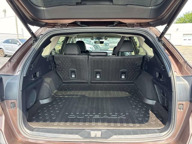 Used 2020 Subaru Outback Limited AWD/4WD image 15