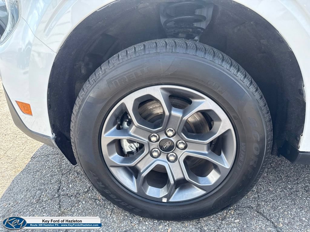 Certified 2025 Ford Maverick XLT w/ Equipment Group 301A AWD/4WD image 15