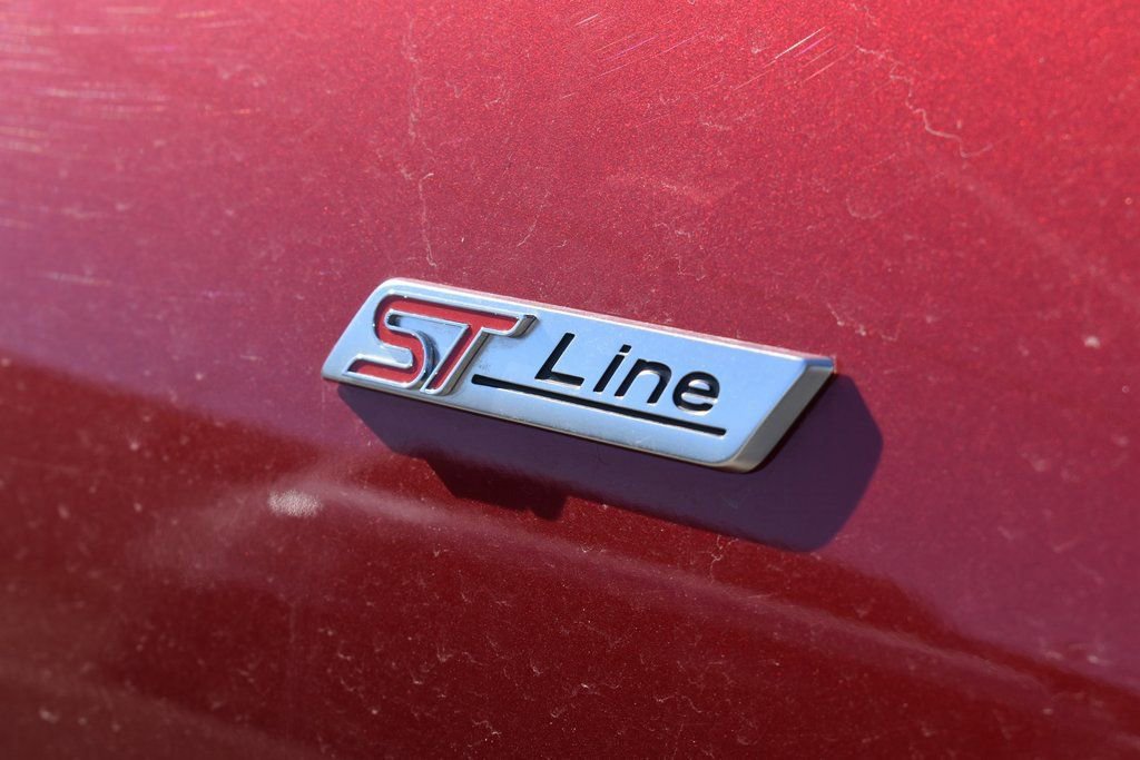 Certified 2023 Ford Escape ST-Line w/ Tech Pack #1 image 6