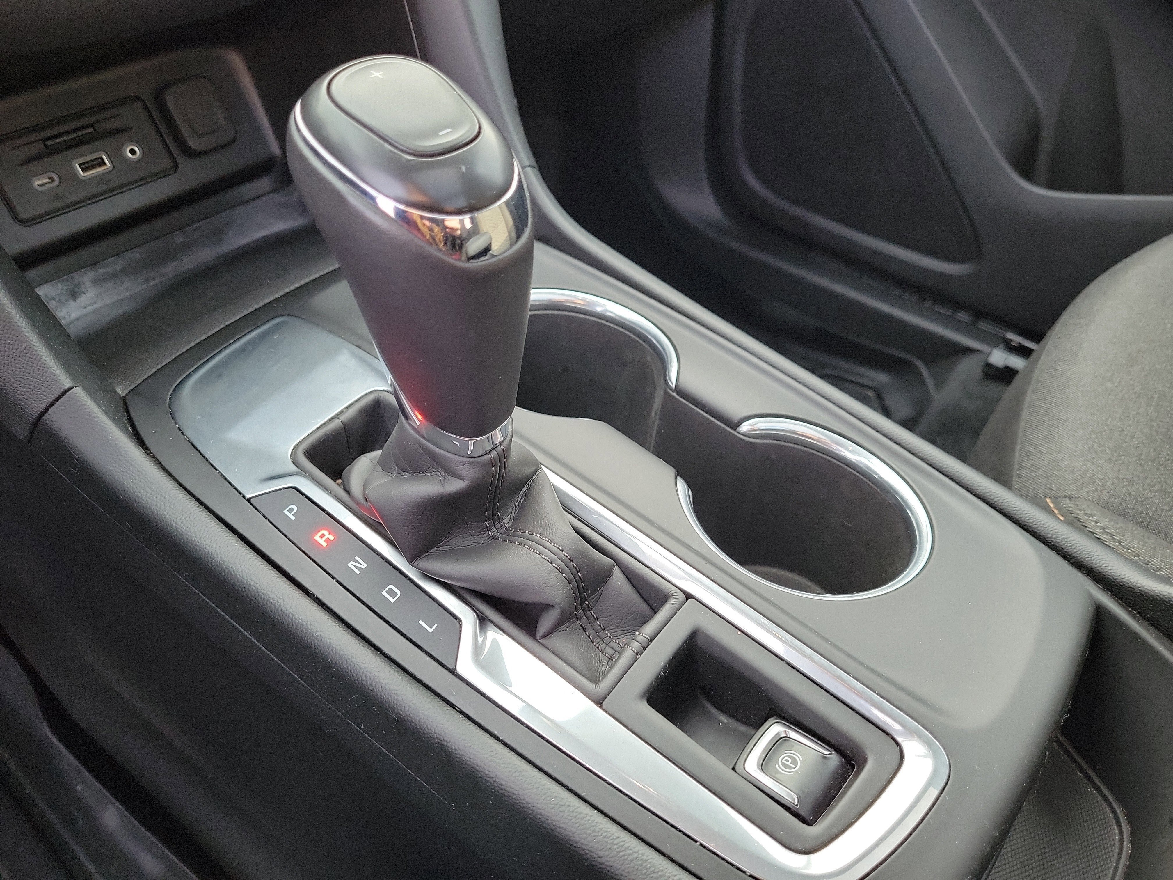 Used 2019 Chevrolet Equinox LT w/ Sun & Navigation Package image 30