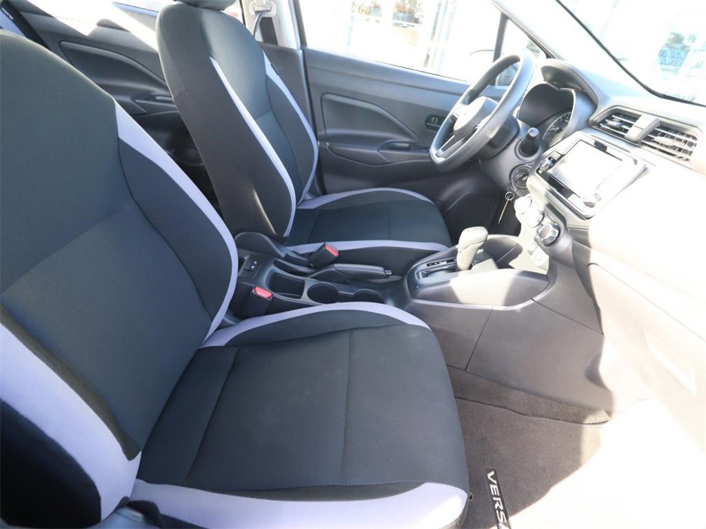 Used 2025 Nissan Versa S w/ Trunk Package image 12