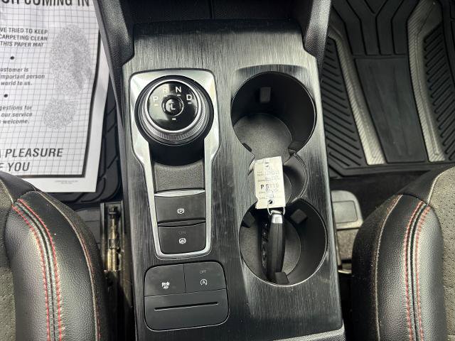 Certified 2022 Ford Escape SEL w/ SEL Stealth AWD Package image 24
