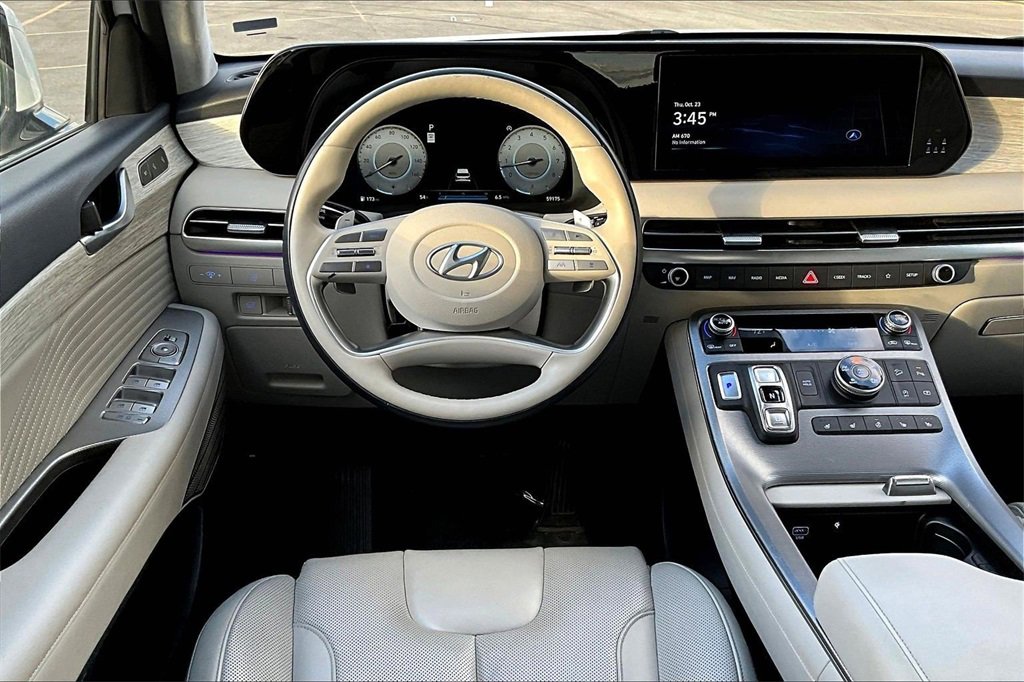 Used 2024 Hyundai Palisade Calligraphy image 5