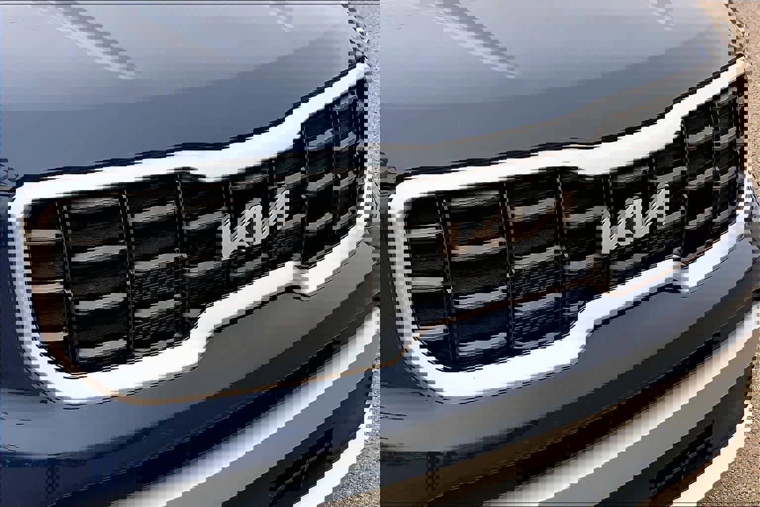 Used 2024 Kia Telluride S image 30