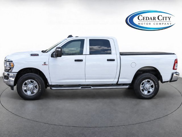 Used 2024 RAM 2500 Tradesman w/ Chrome Appearance Group AWD/4WD image 6