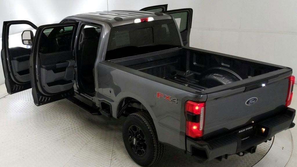 Certified 2024 Ford F250 XL w/ STX Appearance Package AWD/4WD image 29