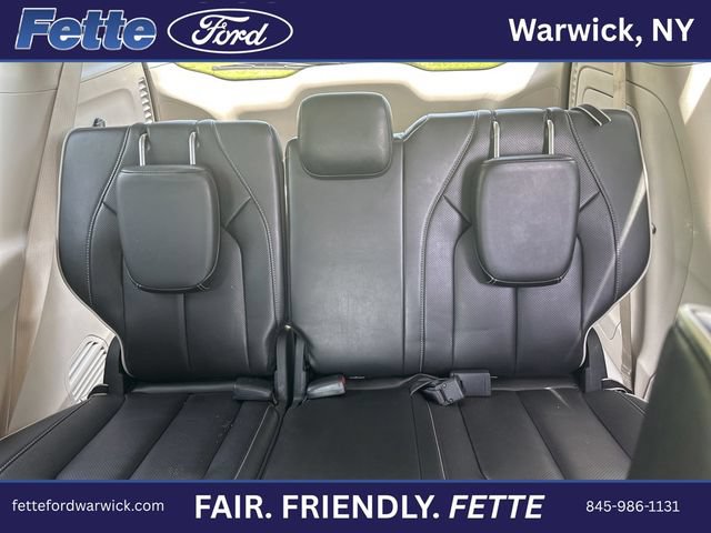 Used 2023 Chrysler Pacifica Limited FWD image 14