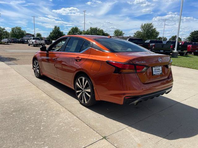 Used 2020 Nissan Altima 2.5 SR w/ Premium Package FWD image 7