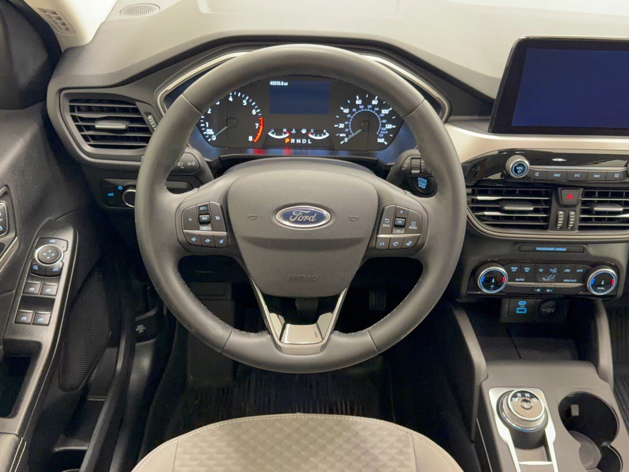Certified 2022 Ford Escape SE w/ Convenience Package FWD image 10