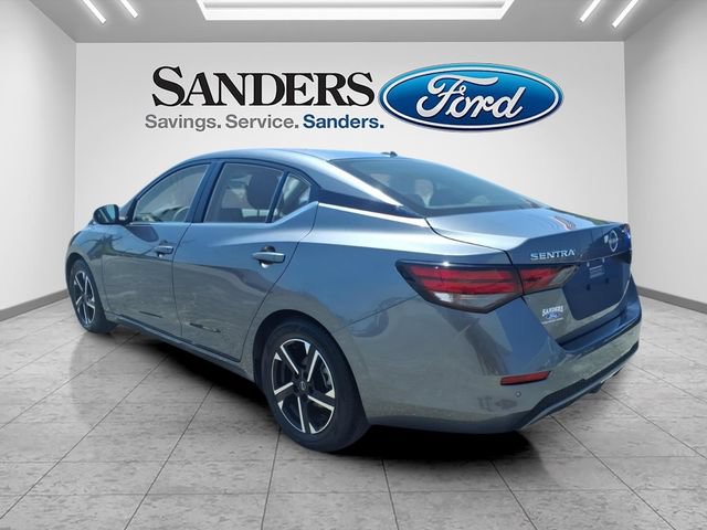 Used 2025 Nissan Sentra SV FWD image 4