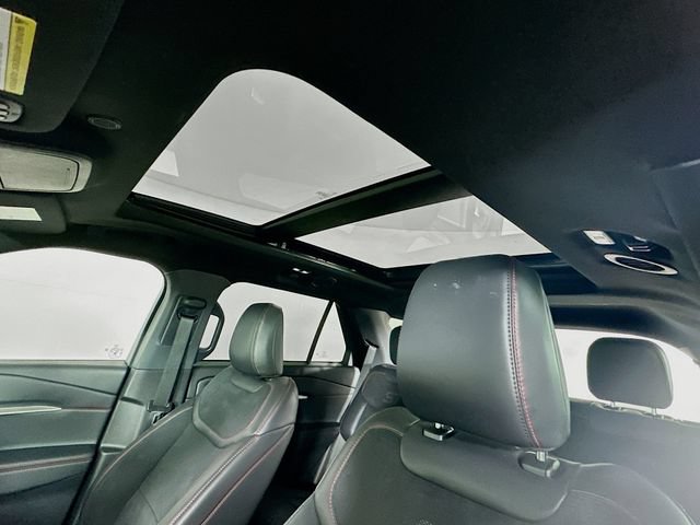 Certified 2025 Ford Explorer ST AWD/4WD image 30