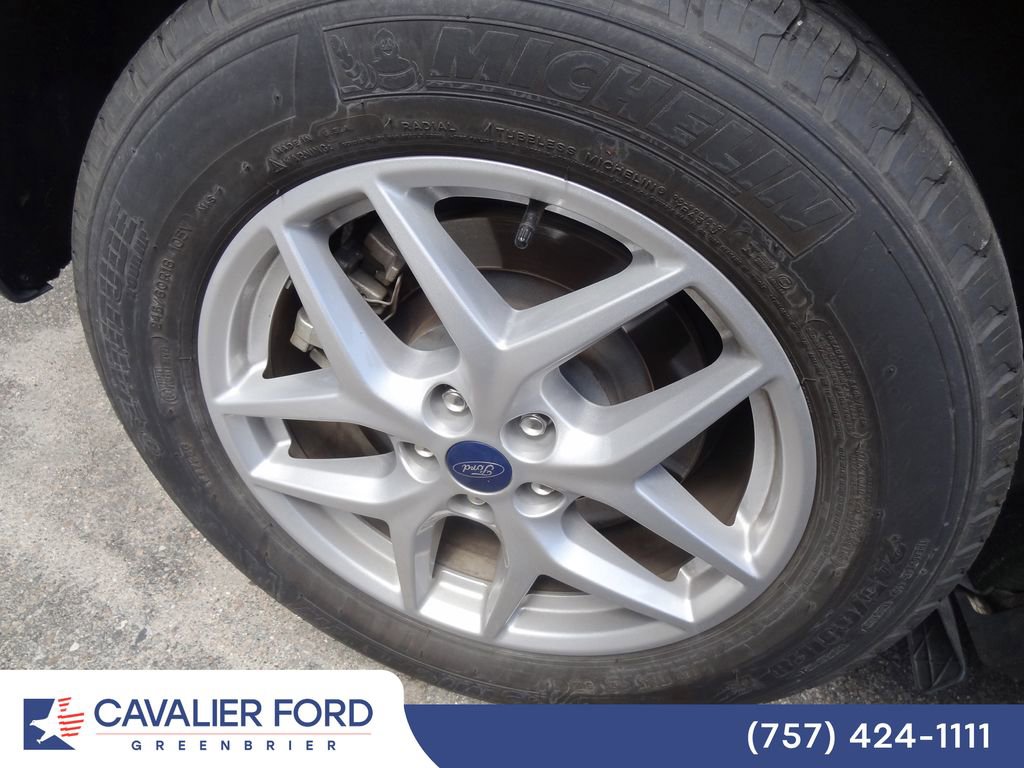 Certified 2022 Ford Edge SEL w/ Convenience Package AWD/4WD image 12
