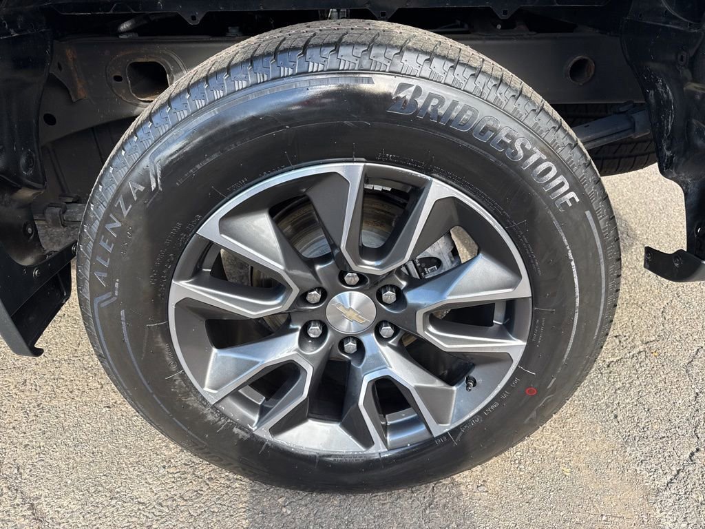 Used 2022 Chevrolet Silverado 1500 LT image 10