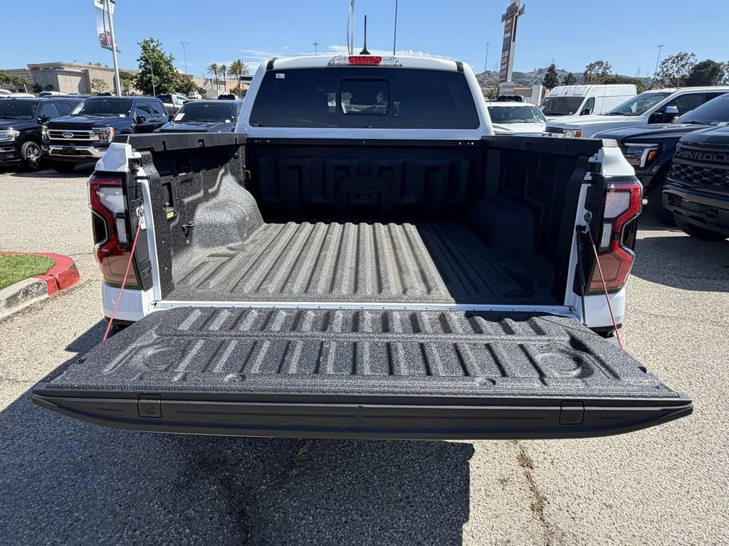 Certified 2025 Ford Ranger Raptor AWD/4WD image 17