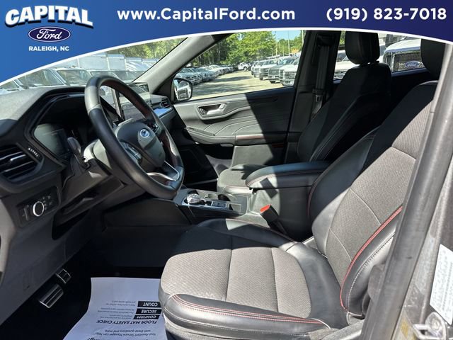 Certified 2024 Ford Escape ST-Line w/ Tech Pack #1 AWD/4WD image 19
