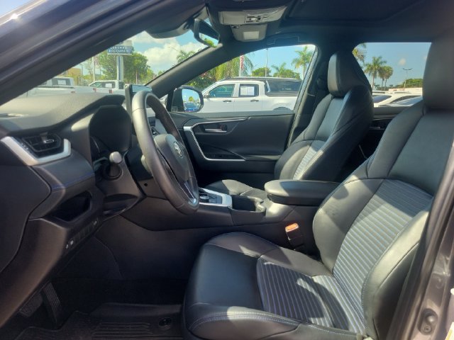Used 2023 Toyota RAV4 XSE AWD/4WD image 19