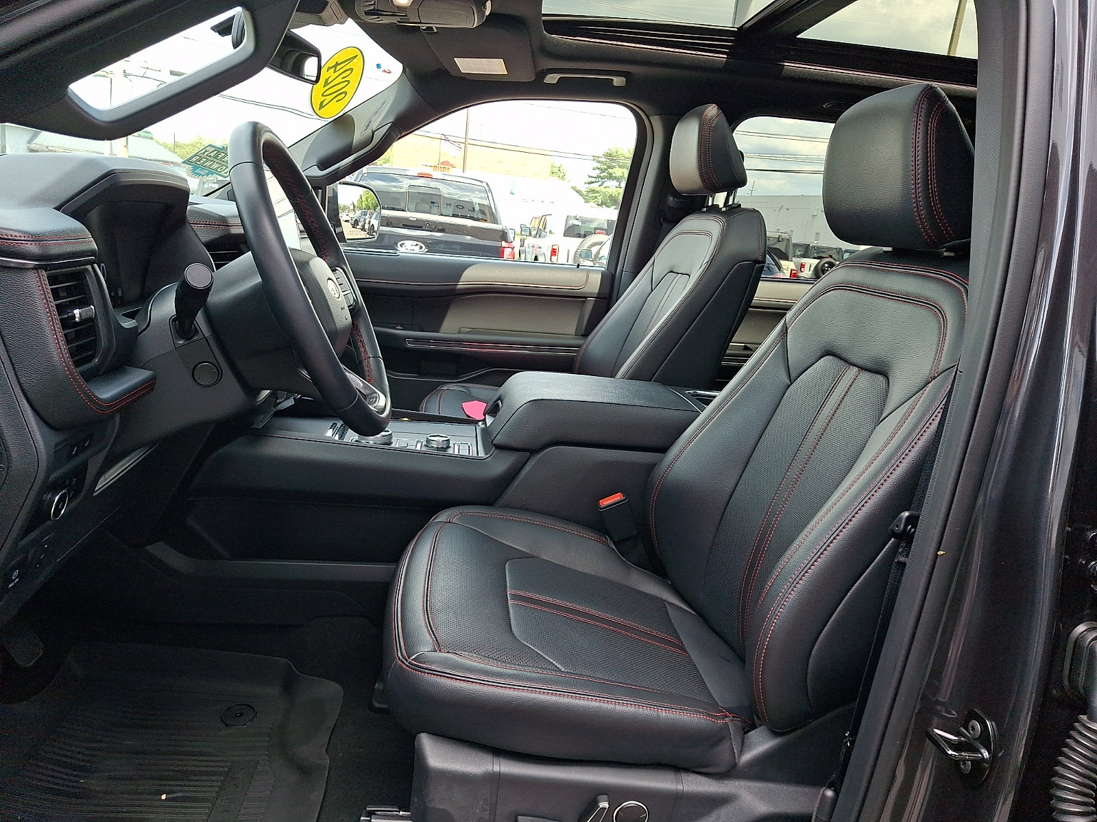 Certified 2024 Ford Expedition Max Limited AWD/4WD image 15