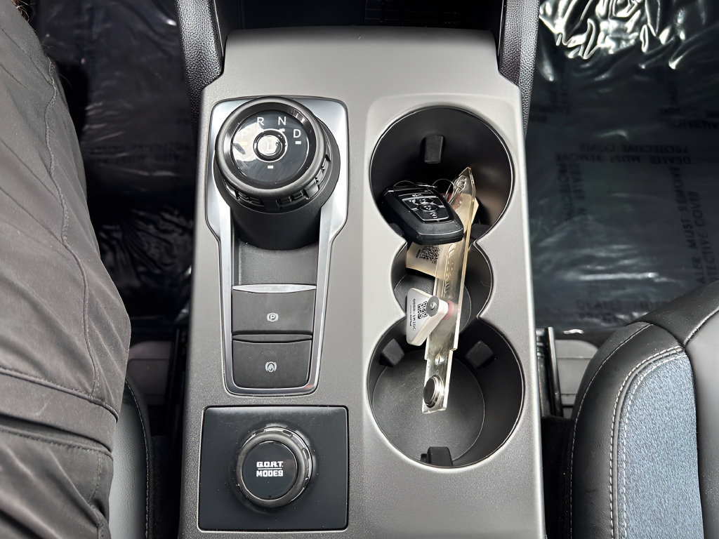 Certified 2025 Ford Bronco Sport Outer Banks w/ Outer Banks Tech Package+ AWD/4WD image 19