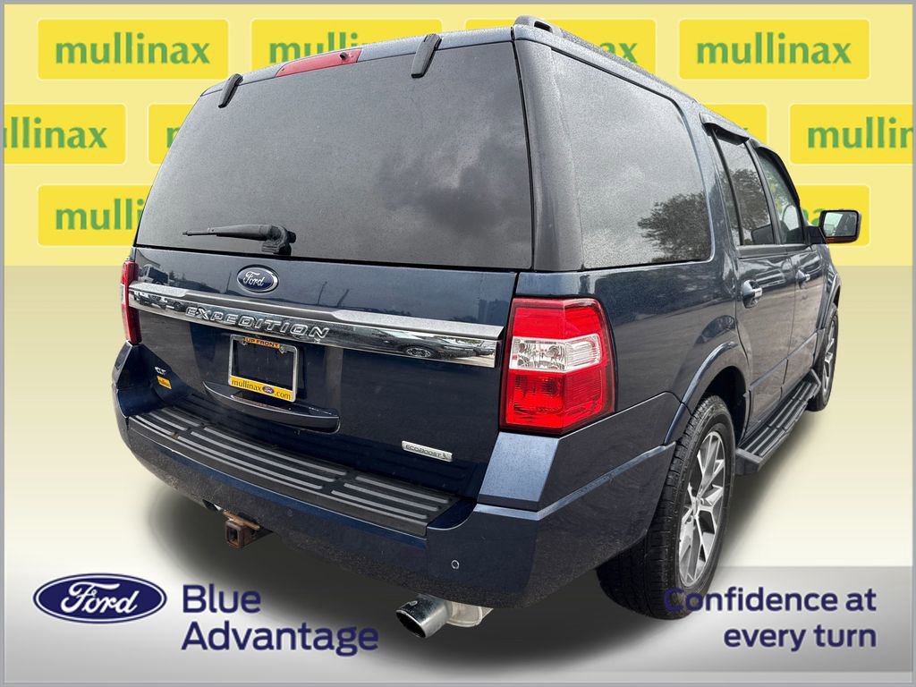 Certified 2017 Ford Expedition XLT w/ Equipment Group 202A image 4