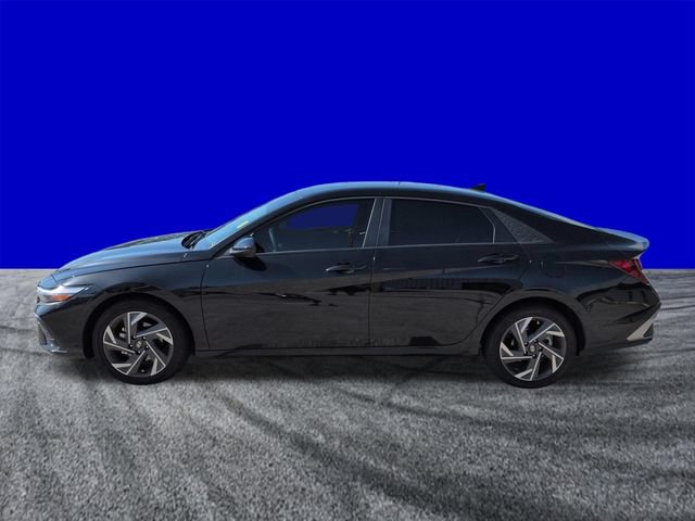 Used 2025 Hyundai Elantra Sport FWD image 7