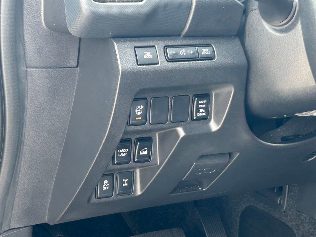 Used 2023 Nissan Frontier PRO-4X w/ Pro-4X Premium Package image 35