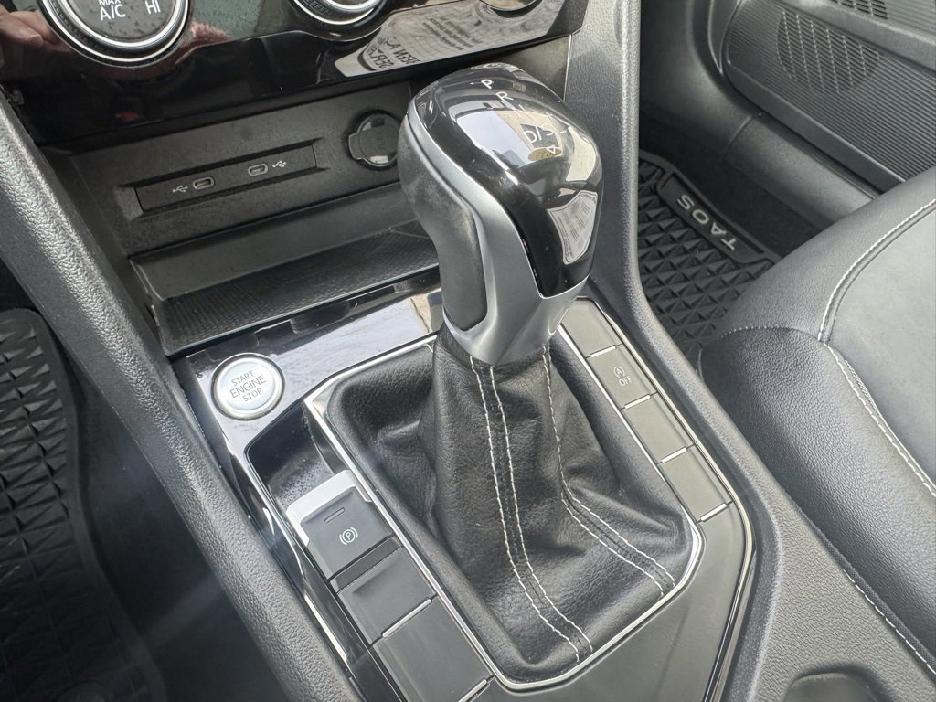 Used 2023 Volkswagen Taos SE w/ Panoramic Sunroof Package image 33