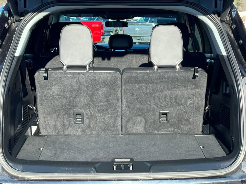 Certified 2023 Ford Explorer Limited w/ Limited Technology Package image 39