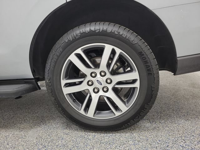 Certified 2024 Ford Expedition Limited AWD/4WD image 5