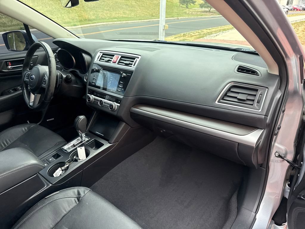 Used 2017 Subaru Legacy 3.6R Limited AWD/4WD image 30
