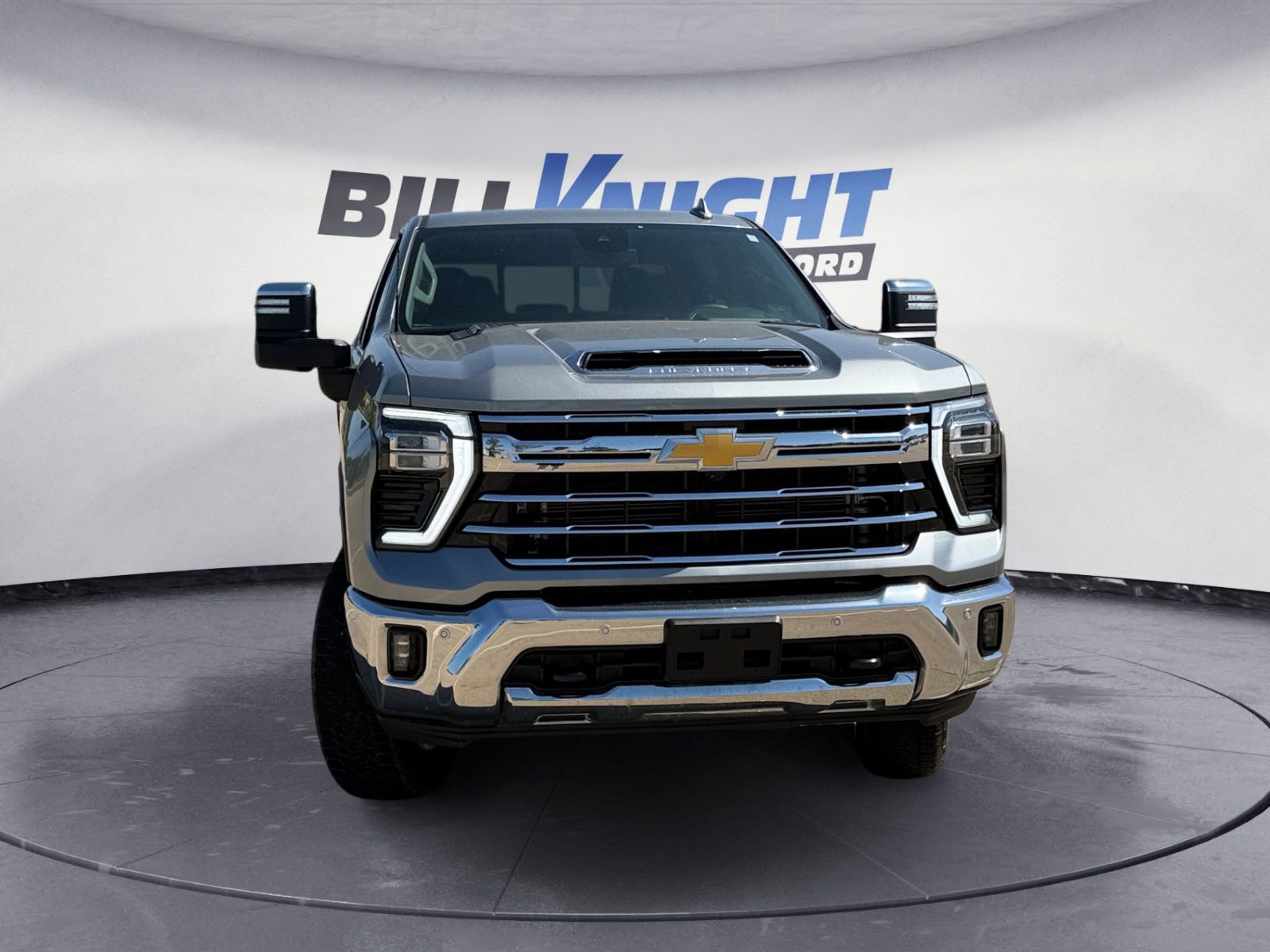 Used 2024 Chevrolet Silverado 2500 LTZ w/ LTZ Convenience Package AWD/4WD image 8