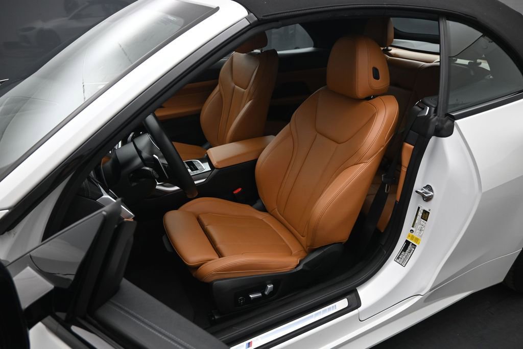 Used 2023 BMW 430i Convertible w/ M Sport Package RWD image 9