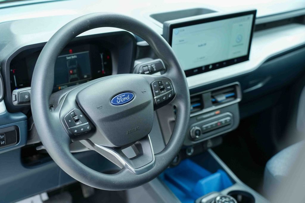 Certified 2025 Ford Maverick XLT w/ Equipment Group 302A AWD/4WD image 26