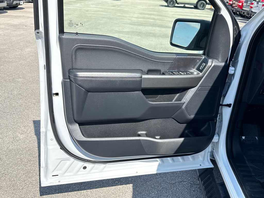 Certified 2022 Ford F150 XLT w/ Equipment Group 302A High image 15