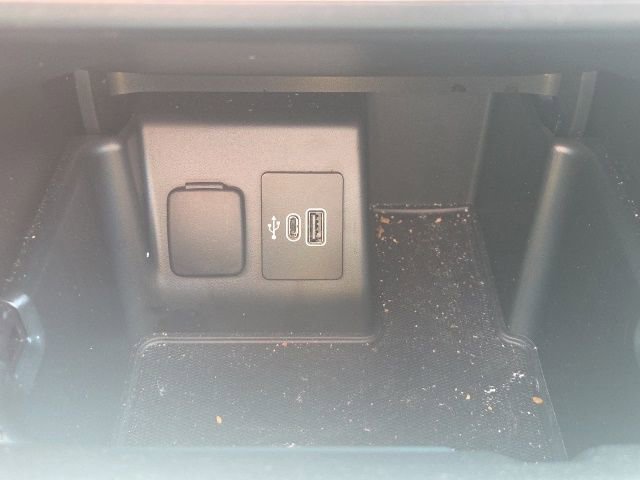 Certified 2025 Ford Explorer ST AWD/4WD image 34