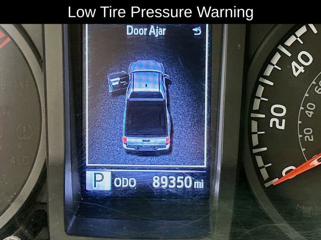 Used 2022 Toyota Tacoma SR AWD/4WD image 9