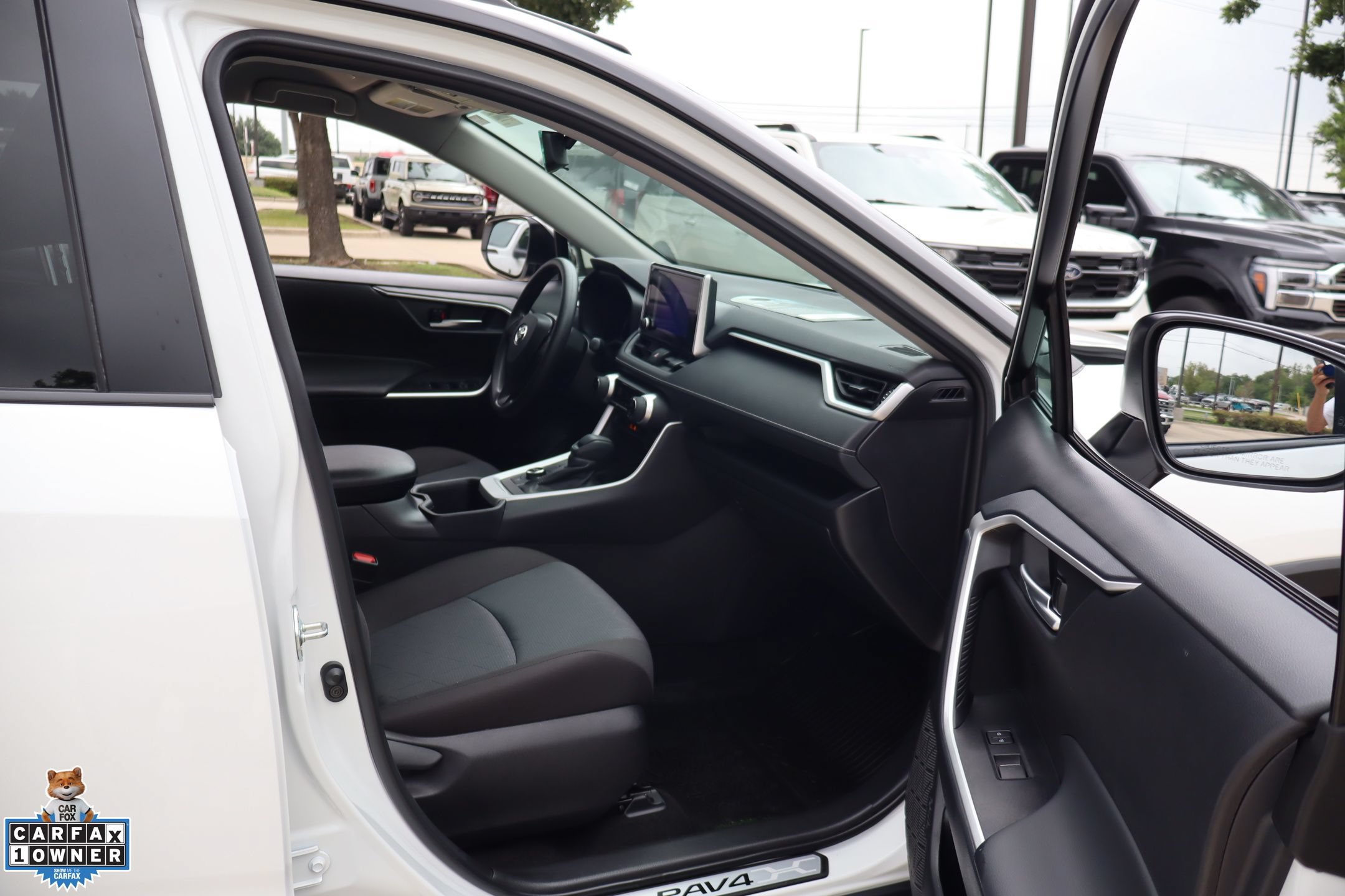 Used 2025 Toyota RAV4 Woodland Edition AWD/4WD image 28