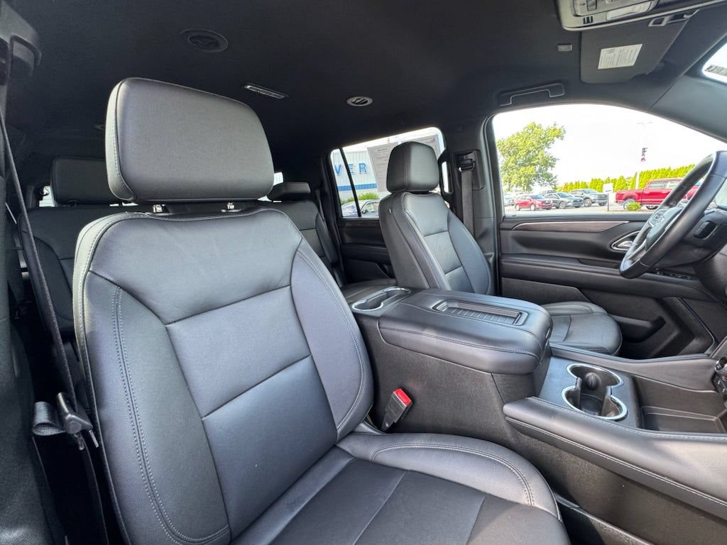 Used 2022 Chevrolet Suburban Z71 AWD/4WD image 13