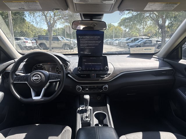 Used 2024 Nissan Altima 2.5 SV FWD image 18