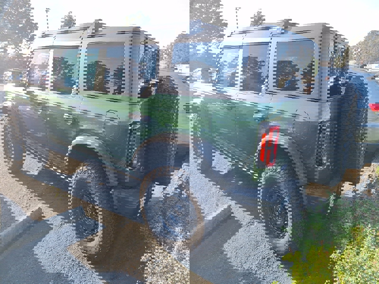 Certified 2023 Ford Bronco Everglades image 4